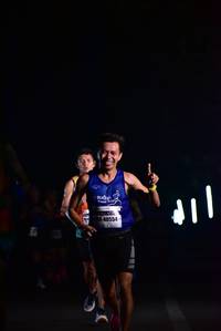 BIB: 40554
                            <button type="button" onclick="openModal(10109633)" class="btn btn-primary btn-sm float-right btn-popup" data-toggle="modal" data-target=".modal-high-quality">
                        <i class="fas fa-shopping-cart"></i> Add to Cart
                    </button>
                                            <button type="button" onclick="isThisMe(10109633, true)" class="btn btn-success btn-sm float-right btn-popup btn-isme hidden" data-toggle="tooltip" data-placement="bottom" title="นี่คือรูปของคุณใช่ไหม คลิกที่นี่เพื่อเอาเข้าอัลบั้ม">
                        <i class="fas fa-plus"></i> Add to album
                    </button>
                    <button type="button" onclick="isThisMe(10109633, false)" class="btn btn-warning btn-sm float-right btn-popup btn-isnotme hidden">
                        <i class="fas fa-ban"></i> Remove from album
                    </button>